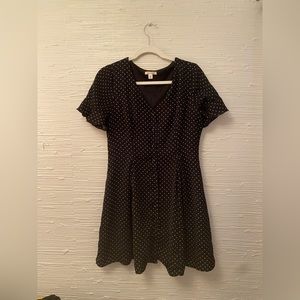 Miami button down short sleeve polka dot dress black and white dress.